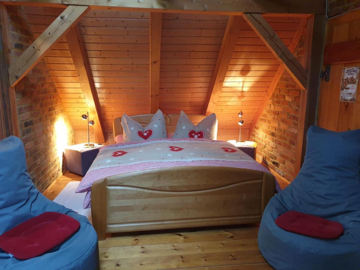 Ferienwohnung Im Dreiländereck - DOM PRZY TRZECH GRANICACH Löschney Exterior foto